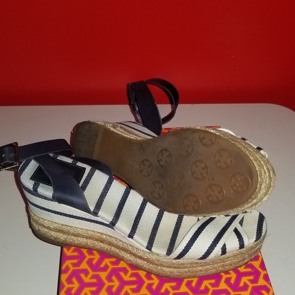 Euc tory burch shoes - Picture 2 of 2